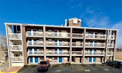 Colorado Springs apartment building