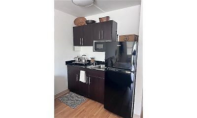 Colorado Springs studio apartment kitchenette